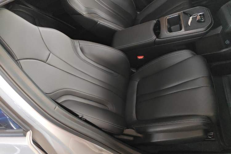 Used Dongfeng Aeolus L7 New Energy 2024 205 Air Right Front Seat