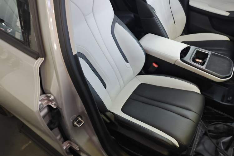 Used Dongfeng Aeolus L7 New Energy 2024 518 Pro Right Front Seat