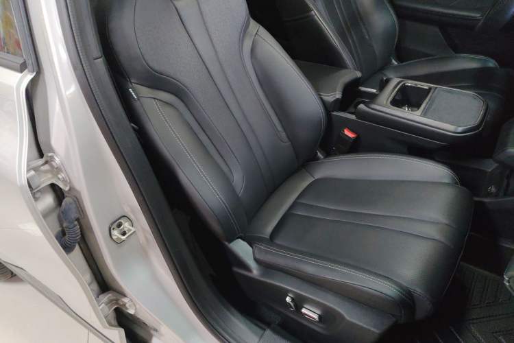 Used Dongfeng Aeolus L7 New Energy 2024 205 Plus Right Front Seat
