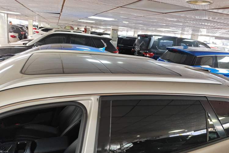 Used Dongfeng Aeolus L7 New Energy 2024 205 Air Roof