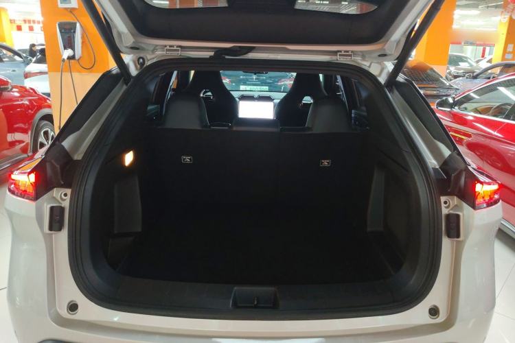 Used Dongfeng Aeolus L7 New Energy 2024 205 Plus Trunk