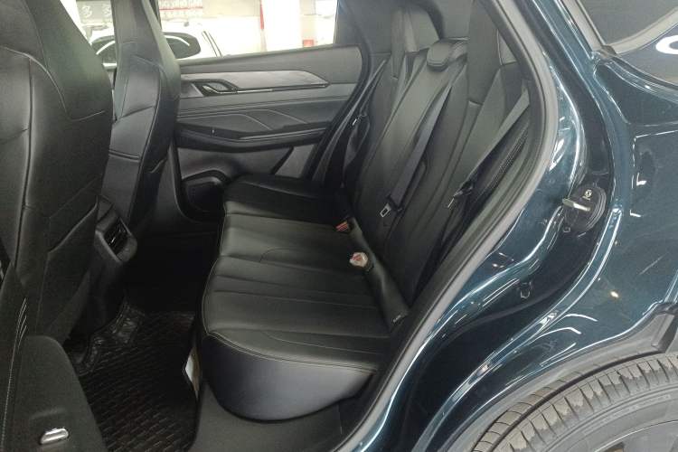 Used Dongfeng Aeolus L7 New Energy 2025 518 Comfort Edition Interior 4