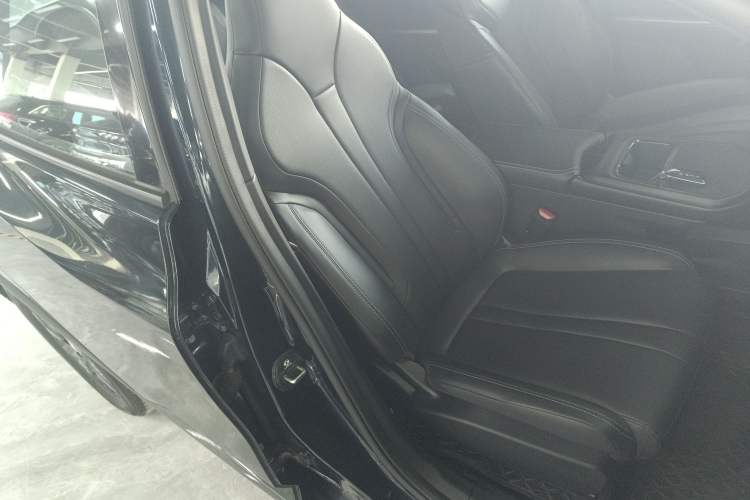 Used Dongfeng Aeolus L7 New Energy 2025 518 Comfort Edition Right Front Seat