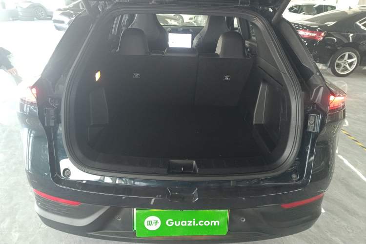 Used Dongfeng Aeolus L7 New Energy 2025 518 Comfort Edition Trunk