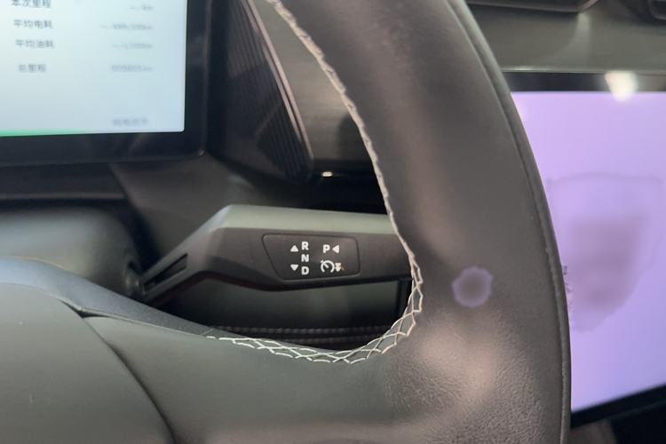 Used Dongfeng Aeolus L7 New Energy 2025 205 Ultra-Long Range Indulgence Version Gear Lever