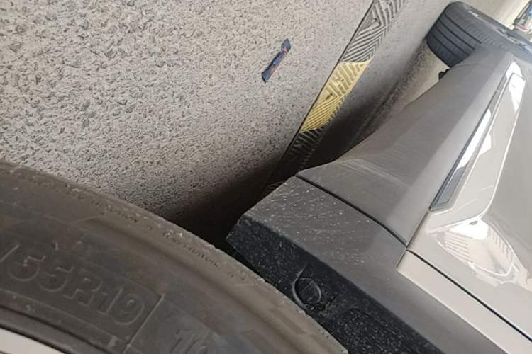 Used Dongfeng Aeolus L7 New Energy 2025 205 Ultra-Long Range Deluxe Edition Right Side Sill