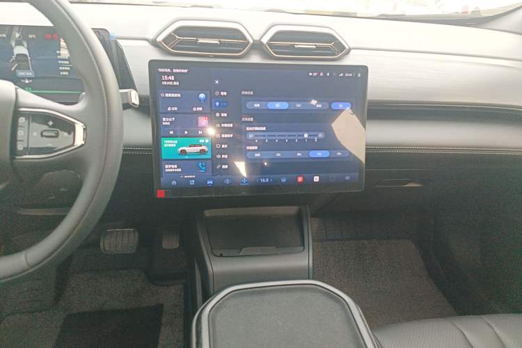 Used Dongfeng Aeolus L7 New Energy 2025 518 Zongxiang Trim Audio And AC Panel