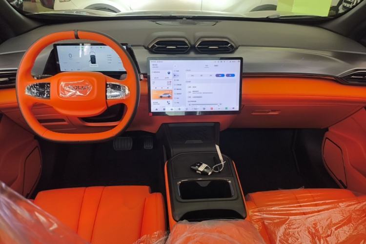 Used Dongfeng Aeolus L7 New Energy 2025 205 Ultra-Long Range Deluxe Edition Center Console