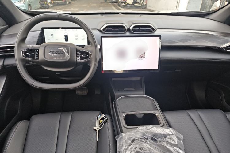 Used Dongfeng Aeolus L7 New Energy 2025 518 Comfort Edition Center Console