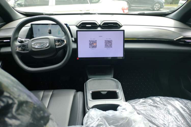 Used Dongfeng Aeolus L7 New Energy 2025 518 Comfort Edition Interior 3
