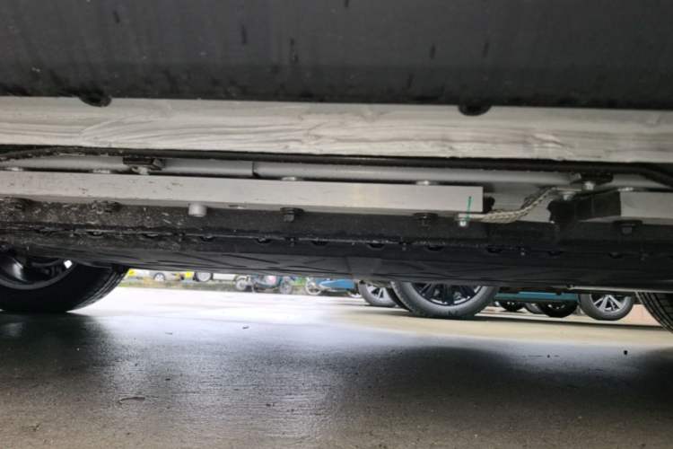 Used Dongfeng Aeolus L7 New Energy 2025 205 Ultra-Long Range Indulgence Version Left Side Sill