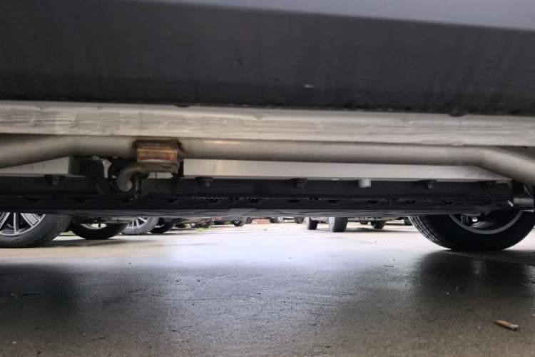 Used Dongfeng Aeolus L7 New Energy 2025 205 Ultra-Long Range Indulgence Version Right Side Sill