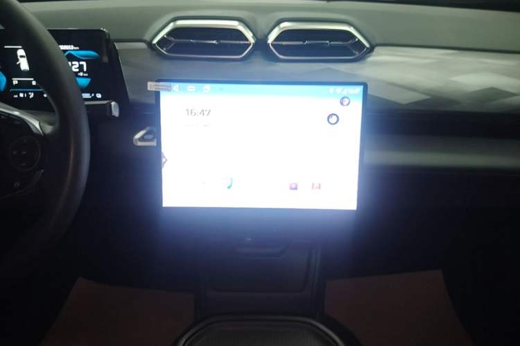 Used Dongfeng Aeolus L7 New Energy 2025 518 Comfort Edition Audio And AC Panel