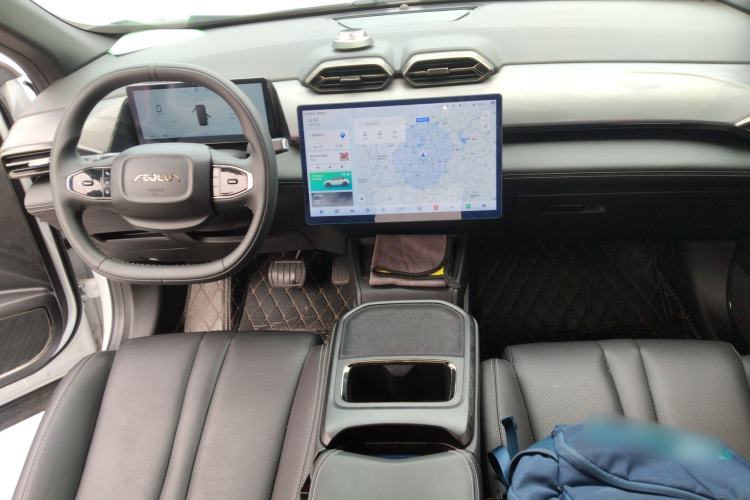 Used Dongfeng Aeolus L7 New Energy 2025 518 Comfort Edition Center Console