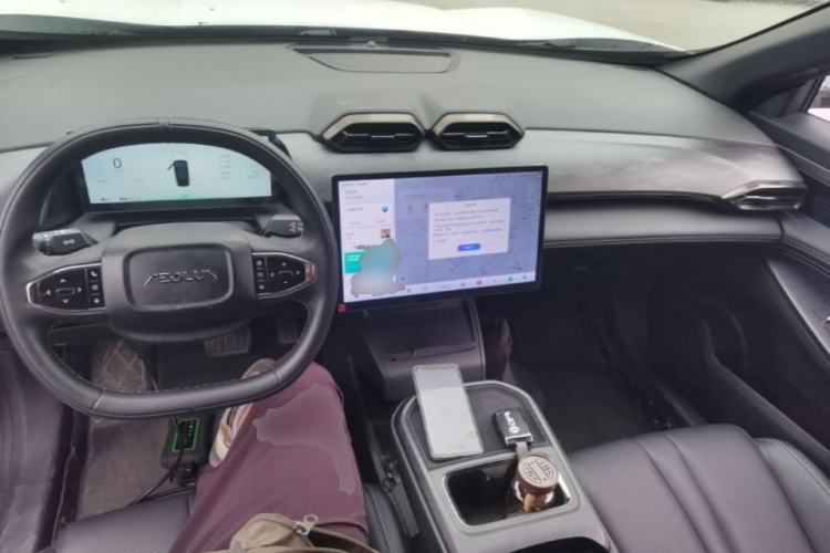 Used Dongfeng Aeolus L7 New Energy 2025 518 Comfort Edition Center Console