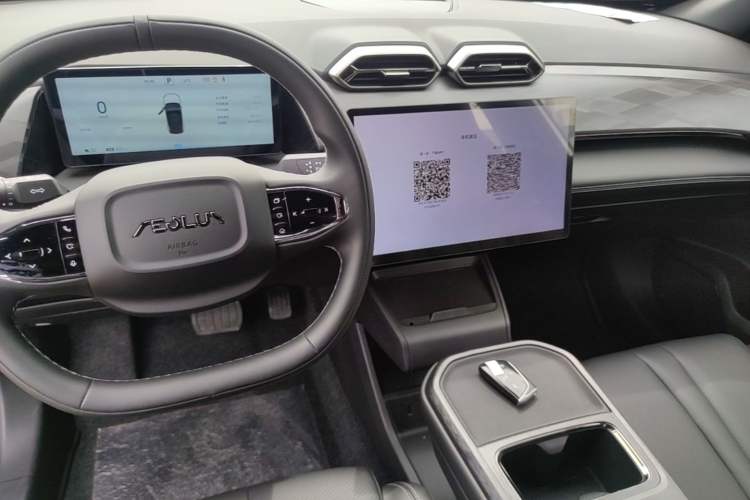 Used Dongfeng Aeolus L7 New Energy 2025 518 Comfort Edition Center Console