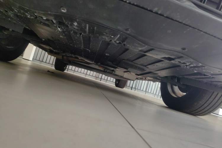 Used Dongfeng Aeolus L7 New Energy 2025 110 Long-Range Comfort Edition Chassis Front