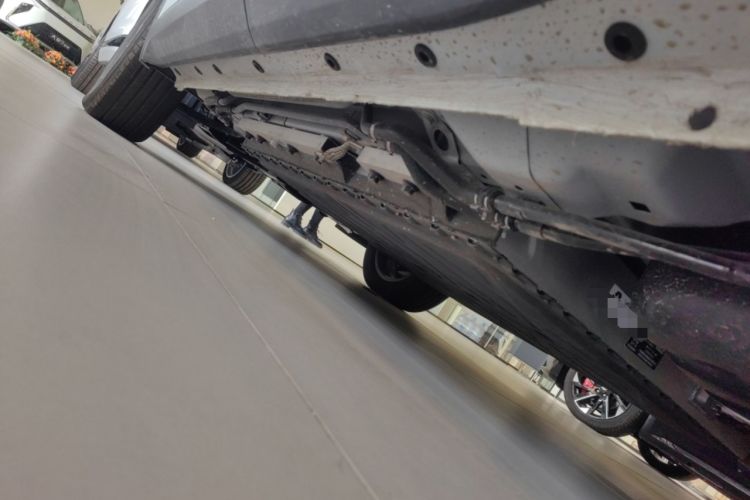 Used Dongfeng Aeolus L7 New Energy 2025 110 Long-Range Comfort Edition Chassis Rear Left