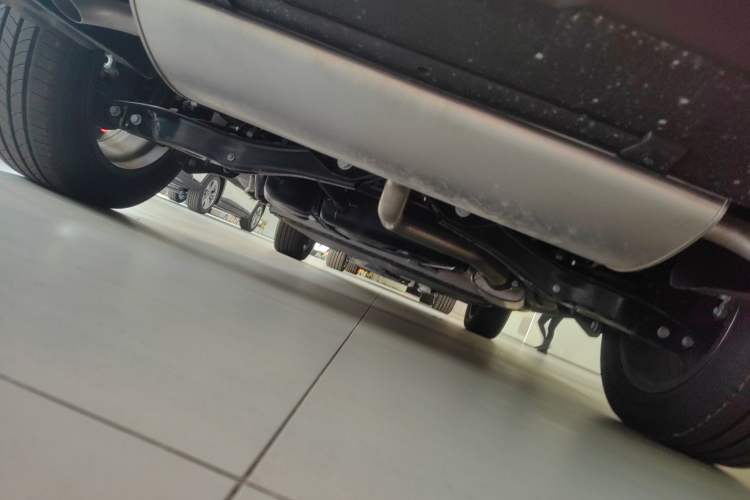 Used Dongfeng Aeolus L7 New Energy 2025 110 Long-Range Comfort Edition Chassis Rear