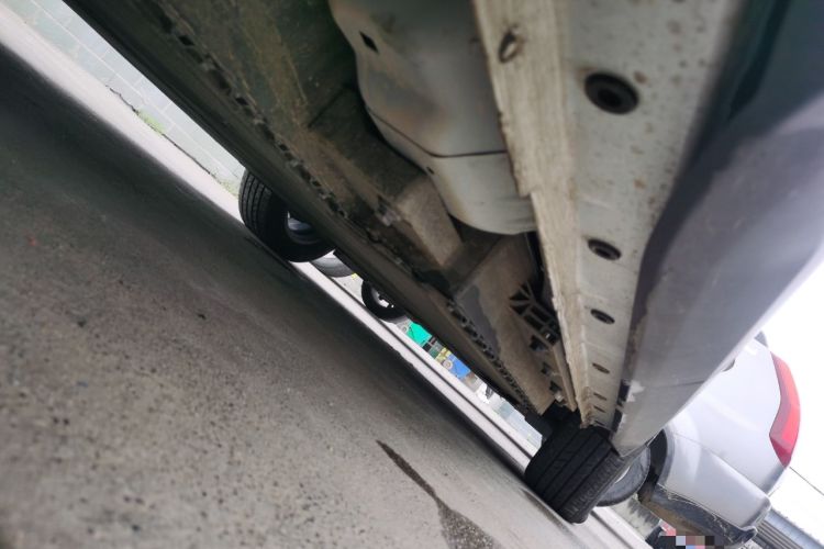 Used Dongfeng Aeolus L7 New Energy 2025 518 Comfort Edition Chassis Rear Right
