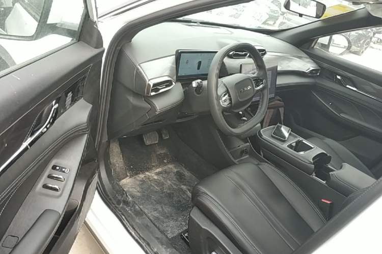 Used Dongfeng Aeolus L7 New Energy 2025 518 Comfort Edition Driver Seat
