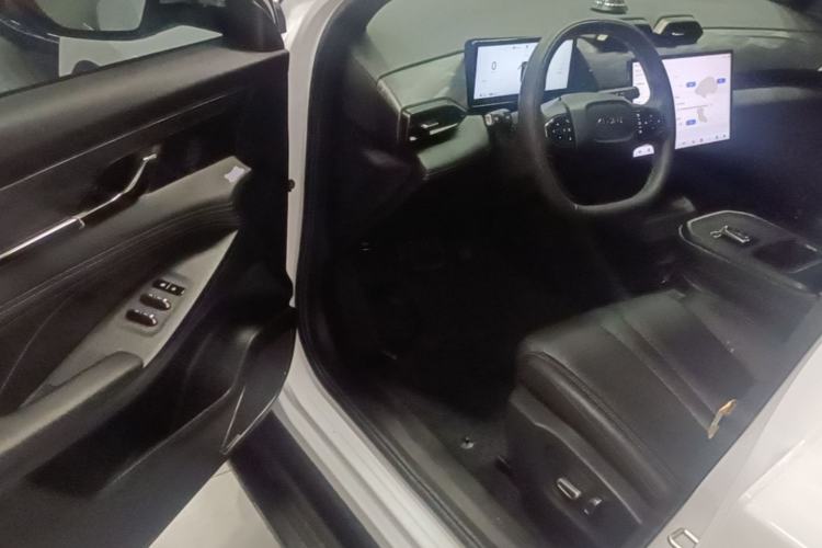 Used Dongfeng Aeolus L7 New Energy 2025 518 Comfort Edition Driver Seat