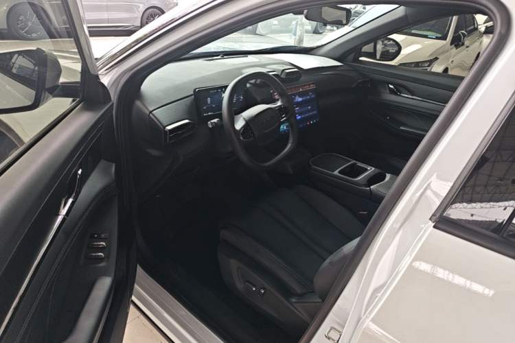 Used Dongfeng Aeolus L7 New Energy 2025 518 Zongxiang Trim Driver Seat