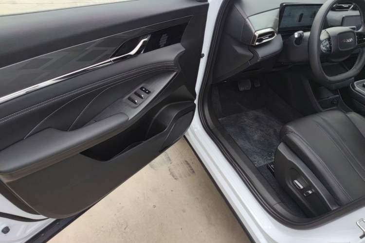 Used Dongfeng Aeolus L7 New Energy 2025 518 Comfort Edition Driver Seat