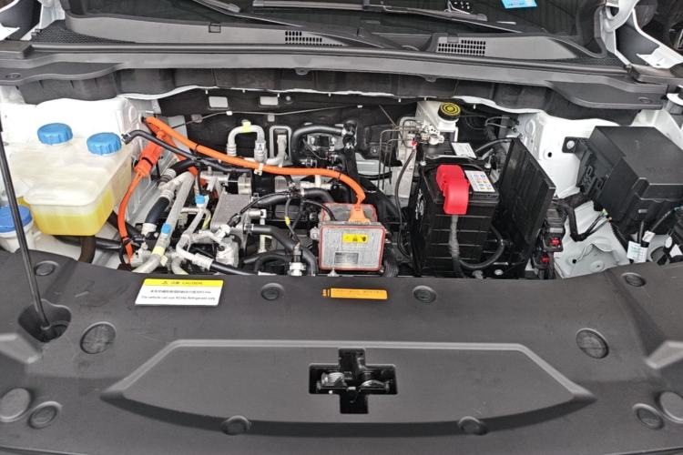 Used Dongfeng Aeolus L7 New Energy 2025 518 Zongxiang Trim Engine Bay
