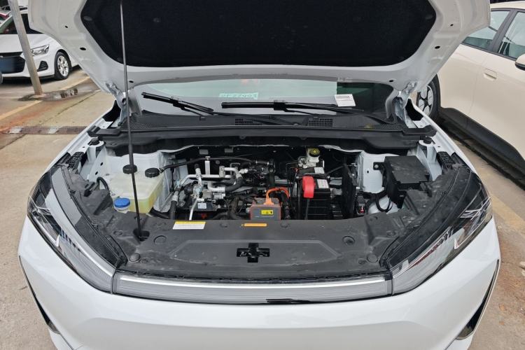 Used Dongfeng Aeolus L7 New Energy 2025 518 Comfort Edition Engine Bay