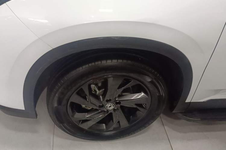 Used Dongfeng Aeolus L7 New Energy 2025 518 Comfort Edition Exterior 4