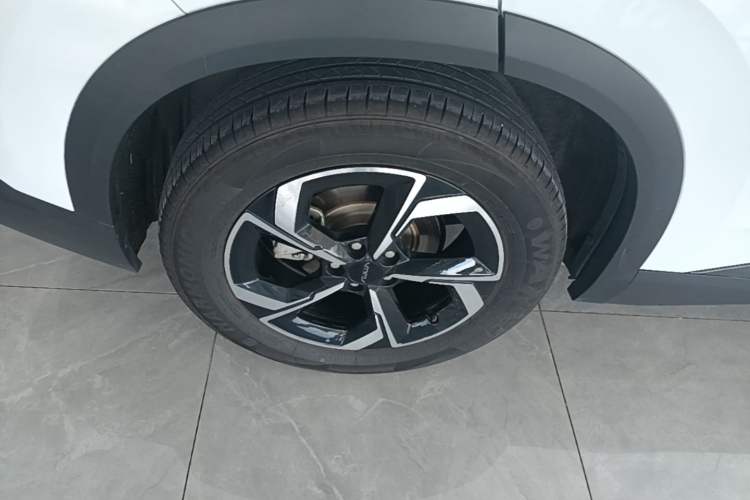 Used Dongfeng Aeolus L7 New Energy 2025 518 Comfort Edition Exterior 5