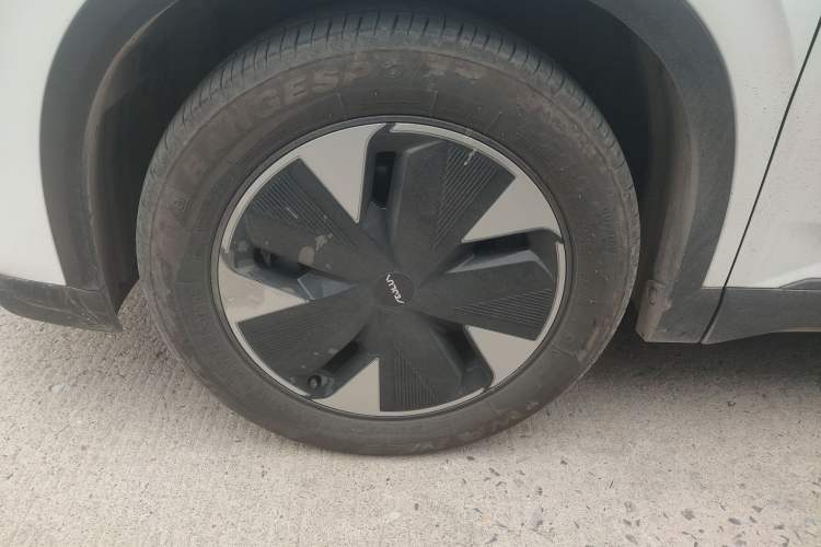 Used Dongfeng Aeolus L7 New Energy 2025 205 Ultra-Long Range Deluxe Edition Exterior 7