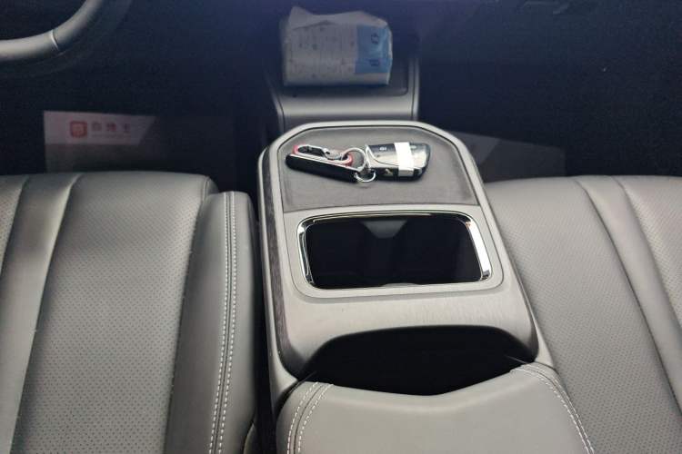 Used Dongfeng Aeolus L7 New Energy 2025 518 Comfort Edition Gear Lever