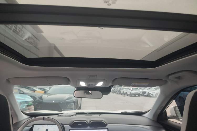 Used Dongfeng Aeolus L7 New Energy 2025 205 Ultra-Long Range Deluxe Edition Headliner