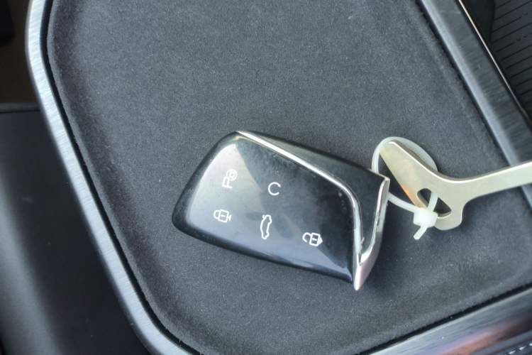 Used Dongfeng Aeolus L7 New Energy 2025 518 Comfort Edition Interior 1