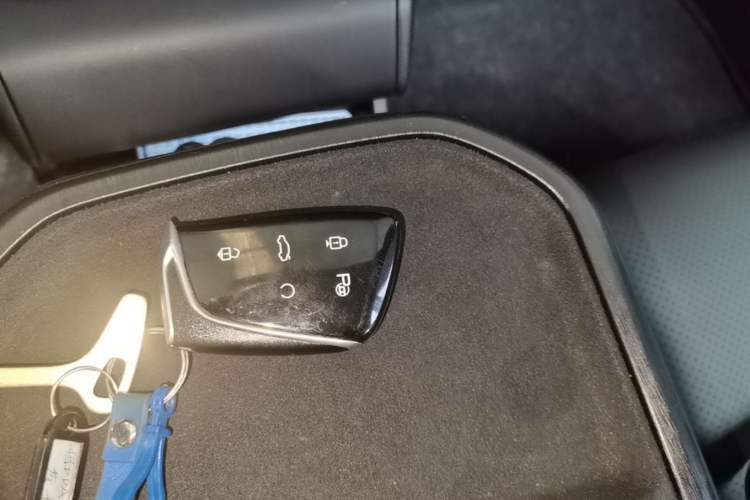 Used Dongfeng Aeolus L7 New Energy 2025 518 Comfort Edition Interior 1