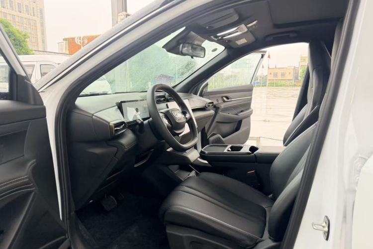 Used Dongfeng Aeolus L7 New Energy 2025 205 Ultra-Long Range Indulgence Version Interior 2