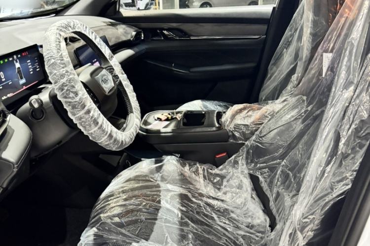 Used Dongfeng Aeolus L7 New Energy 2025 518 Comfort Edition Interior 2