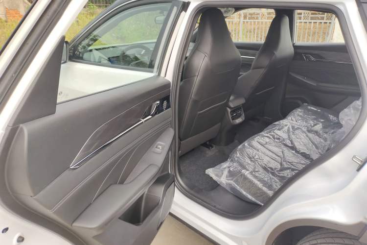 Used Dongfeng Aeolus L7 New Energy 2025 518 Comfort Edition Interior 2