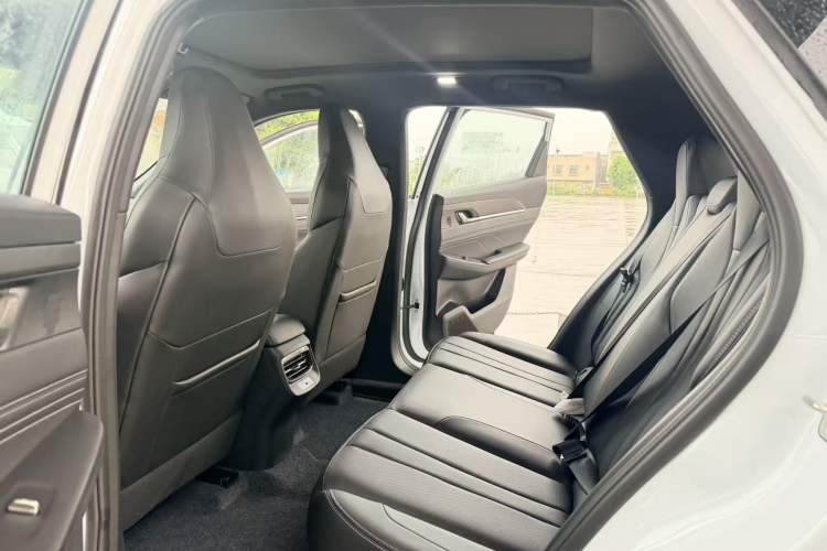 Used Dongfeng Aeolus L7 New Energy 2025 205 Ultra-Long Range Indulgence Version Interior 3