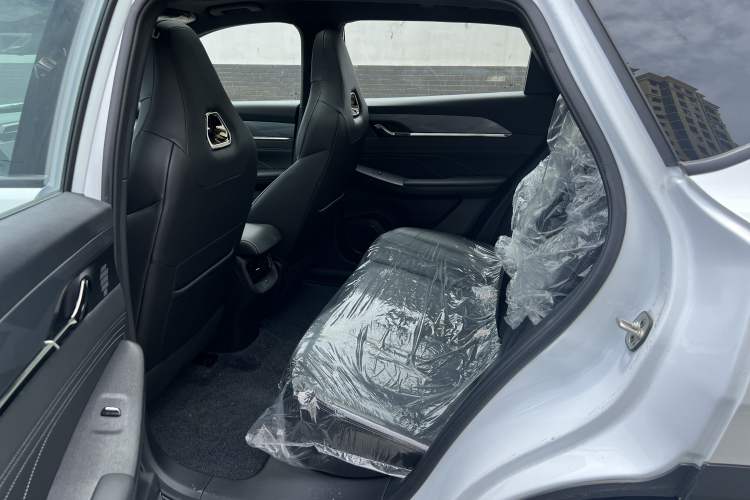 Used Dongfeng Aeolus L7 New Energy 2025 205 Ultra-Long Range Deluxe Edition Interior 7