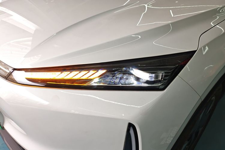 Used Dongfeng Aeolus L7 New Energy 2025 205 Ultra-Long Range Deluxe Edition Left Front Headlight