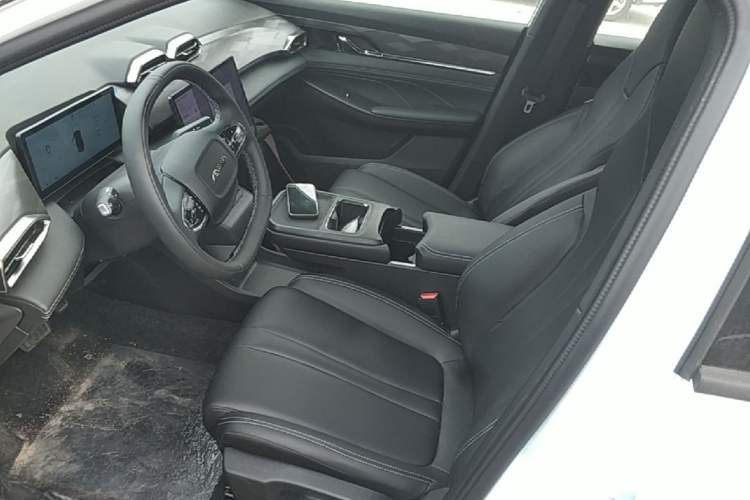 Used Dongfeng Aeolus L7 New Energy 2025 518 Comfort Edition Left Front Seat