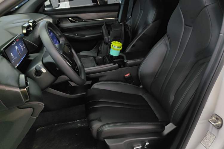 Used Dongfeng Aeolus L7 New Energy 2025 430 Comfort Edition Left Front Seat