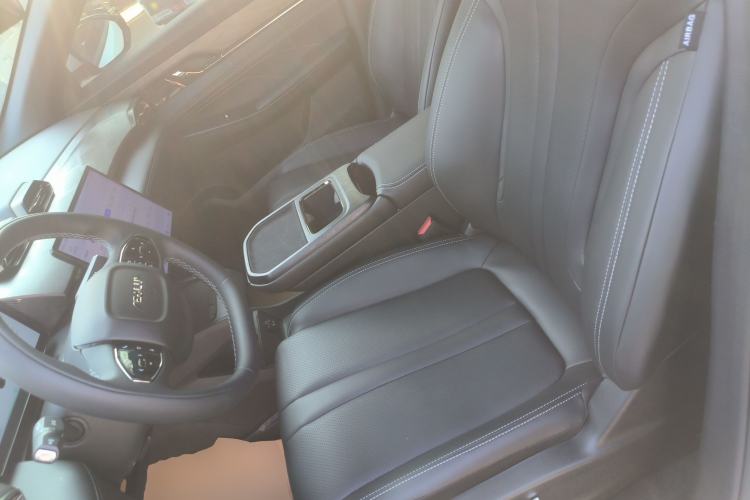 Used Dongfeng Aeolus L7 New Energy 2025 518 Comfort Edition Left Front Seat