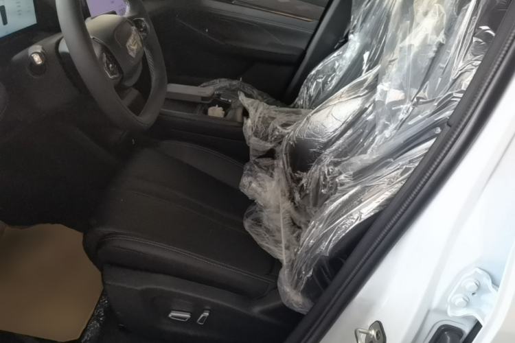 Used Dongfeng Aeolus L7 New Energy 2025 518 Comfort Edition Left Front Seat