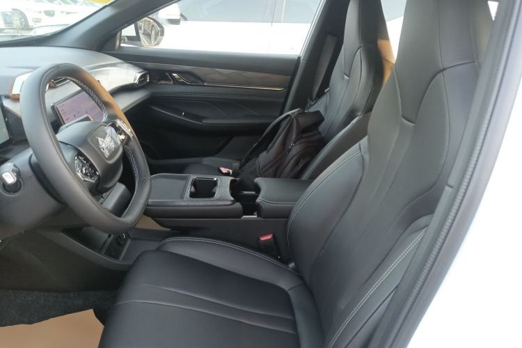Used Dongfeng Aeolus L7 New Energy 2025 518 Comfort Edition Left Front Seat