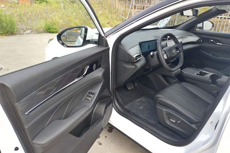 Used Dongfeng Aeolus L7 New Energy 2025 518 Comfort Edition Left Front Seat