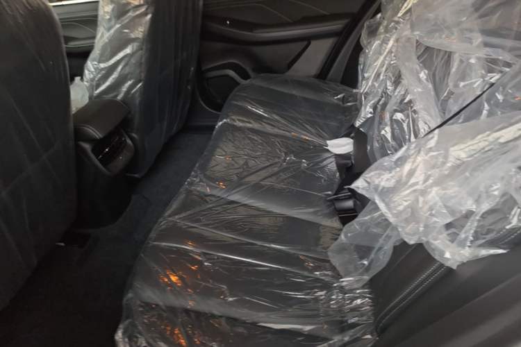 Used Dongfeng Aeolus L7 New Energy 2025 518 Comfort Edition Left Rear Seat
